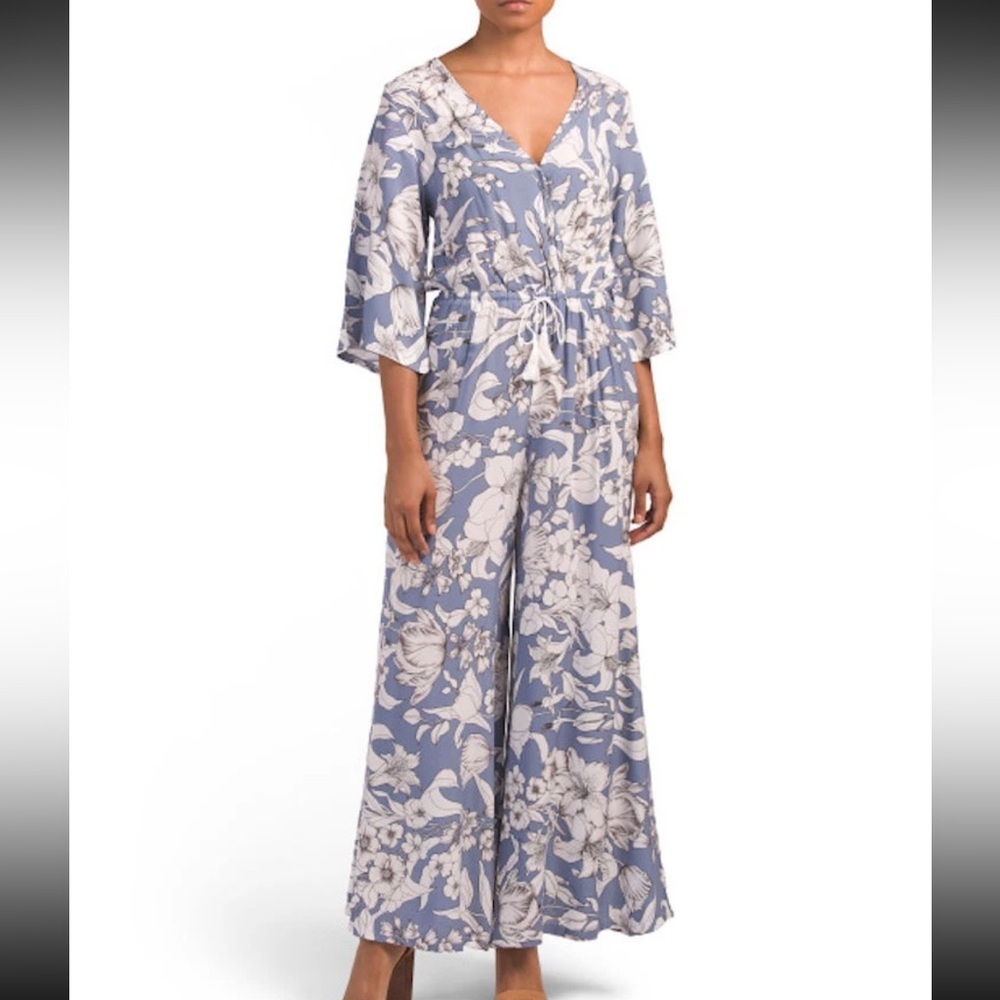 Jaase‎ jumpsuit 3/4 sleeve rayon floral lightweight blue/white outfit